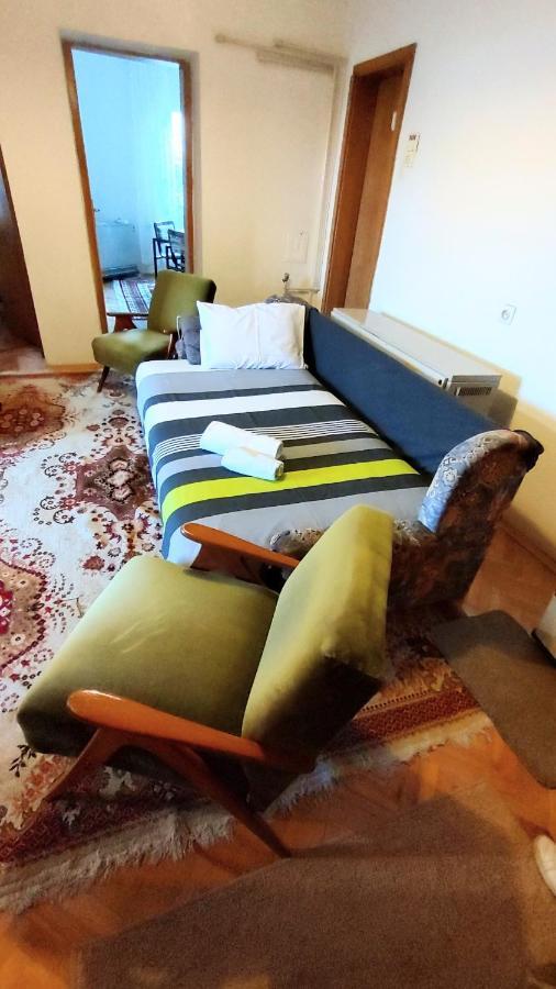 Digital Nomad Comfy Apartment,Foot Mountain Vodno And Millennium Cross,19 Min By Walk To Cener,Free Parking Skopje Extérieur photo